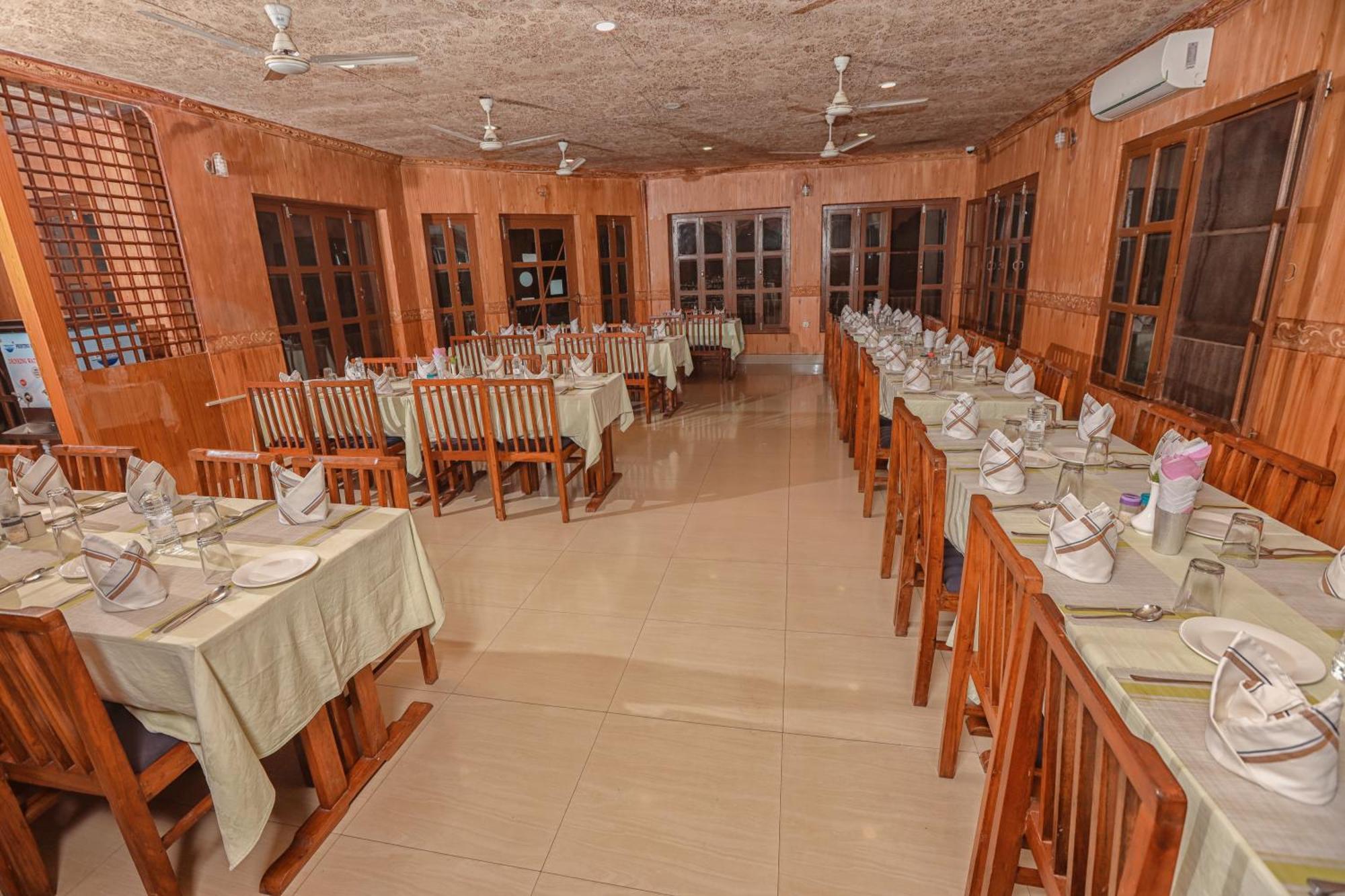 סאורהה Hotel Wildlife Camp מראה חיצוני תמונה