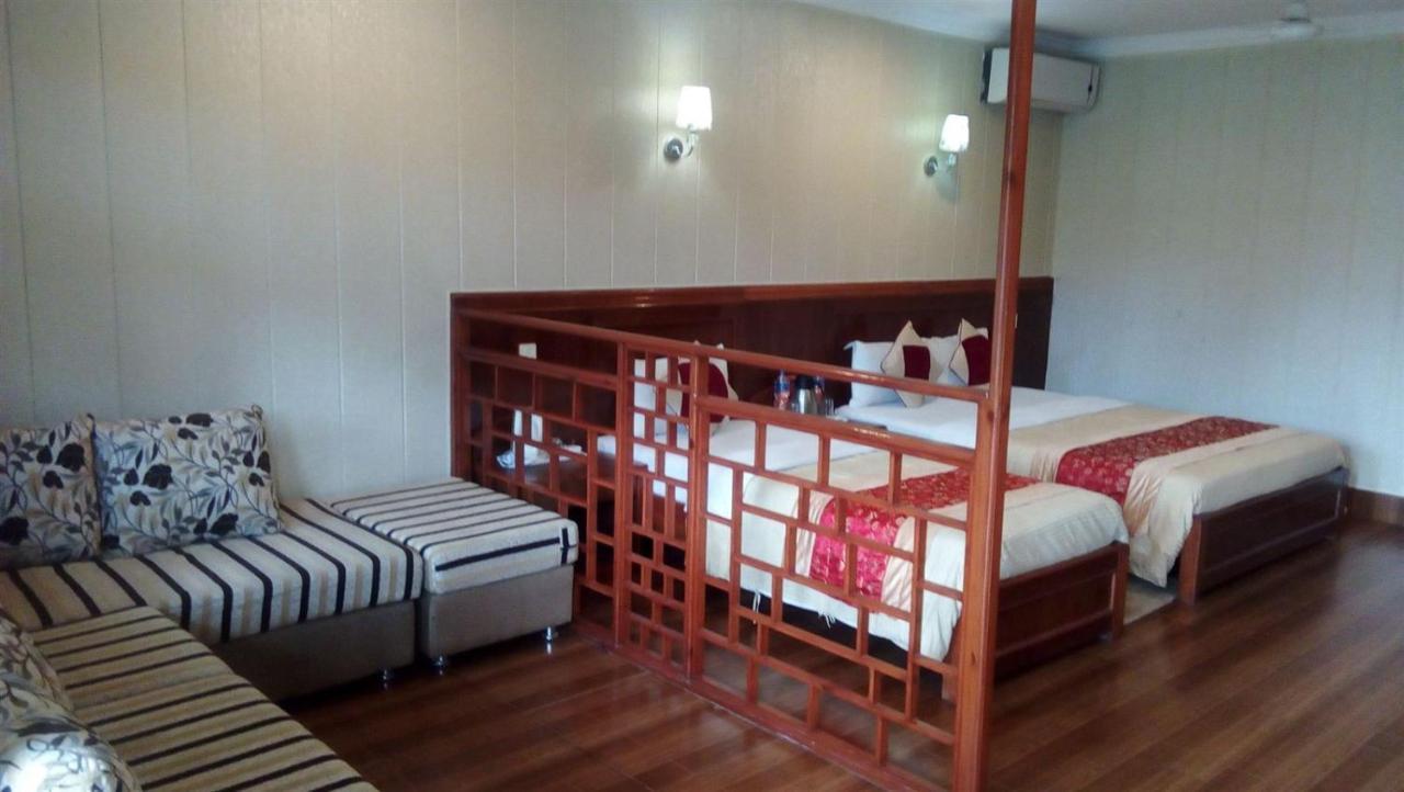 סאורהה Hotel Wildlife Camp מראה חיצוני תמונה